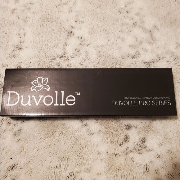 Duvolle Pro Series 25mm Titanium Curling Wand - Picture 2 of 5